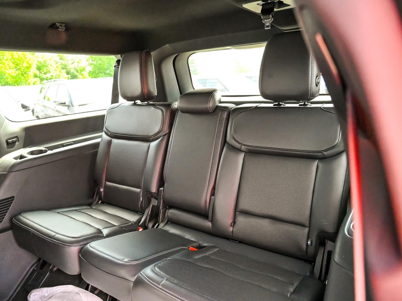 2026 Ford Expedition Platinum Max Photo