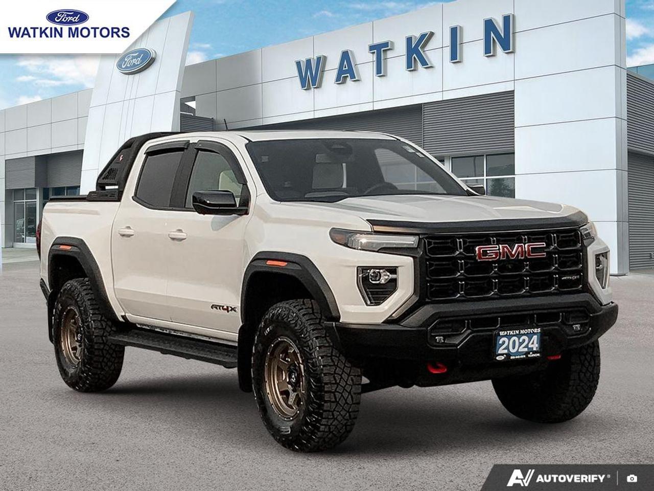 2024 GMC Canyon CREWCAB 4X4 AT4X Photo6