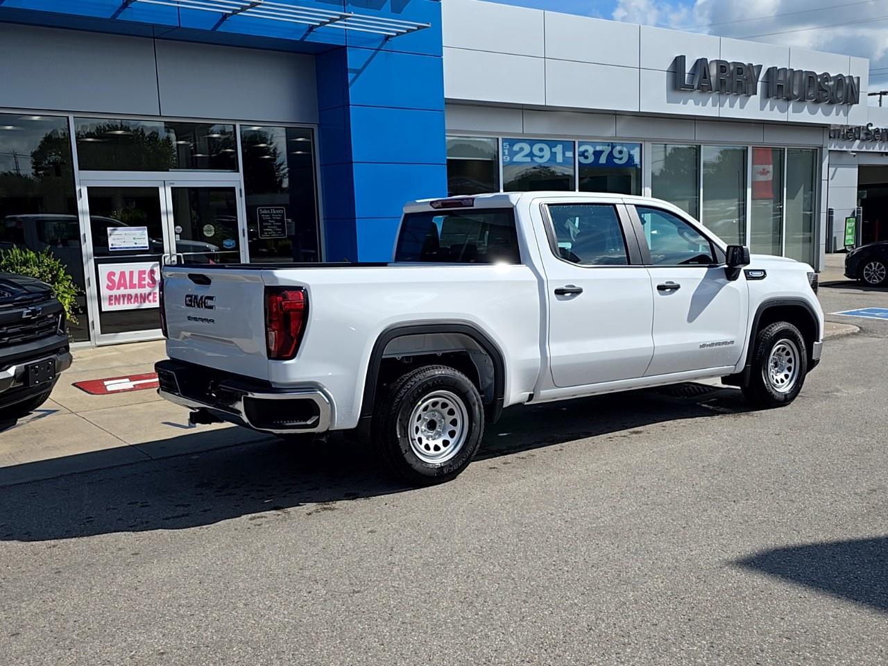 2026 GMC Sierra 1500 Crew Cab Short Box 2-Wheel Drive Pro Photo2