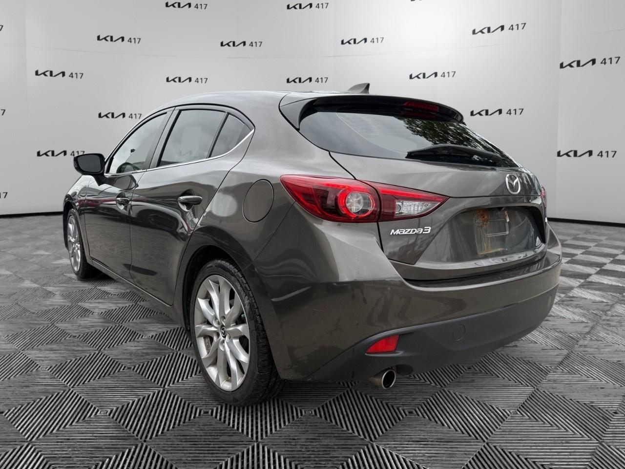 2014 Mazda MAZDA3 4dr HB Sport Auto GT-SKY Photo