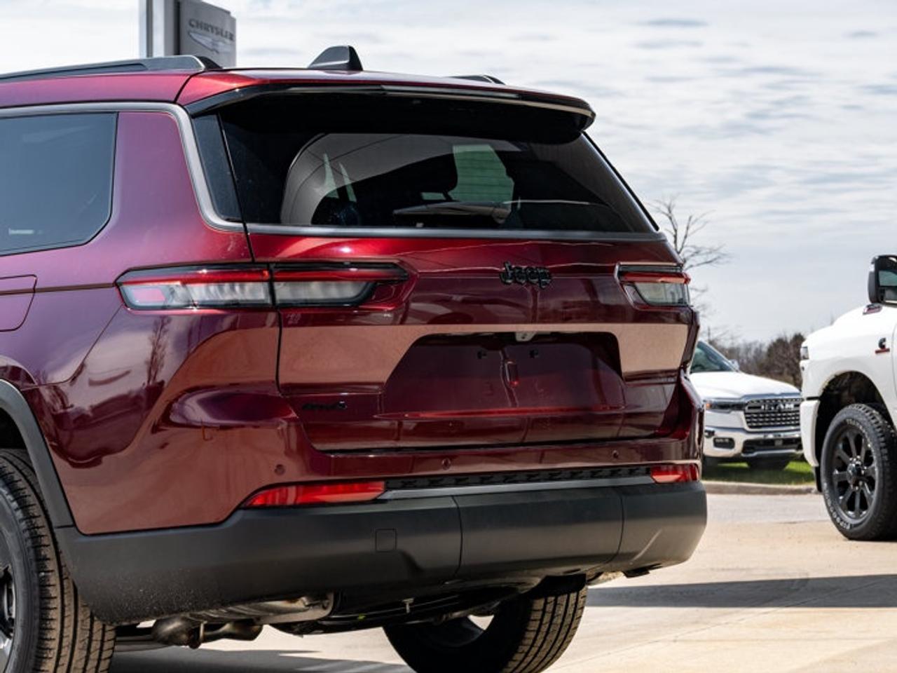 2026 Jeep Grand Cherokee L Limited Photo