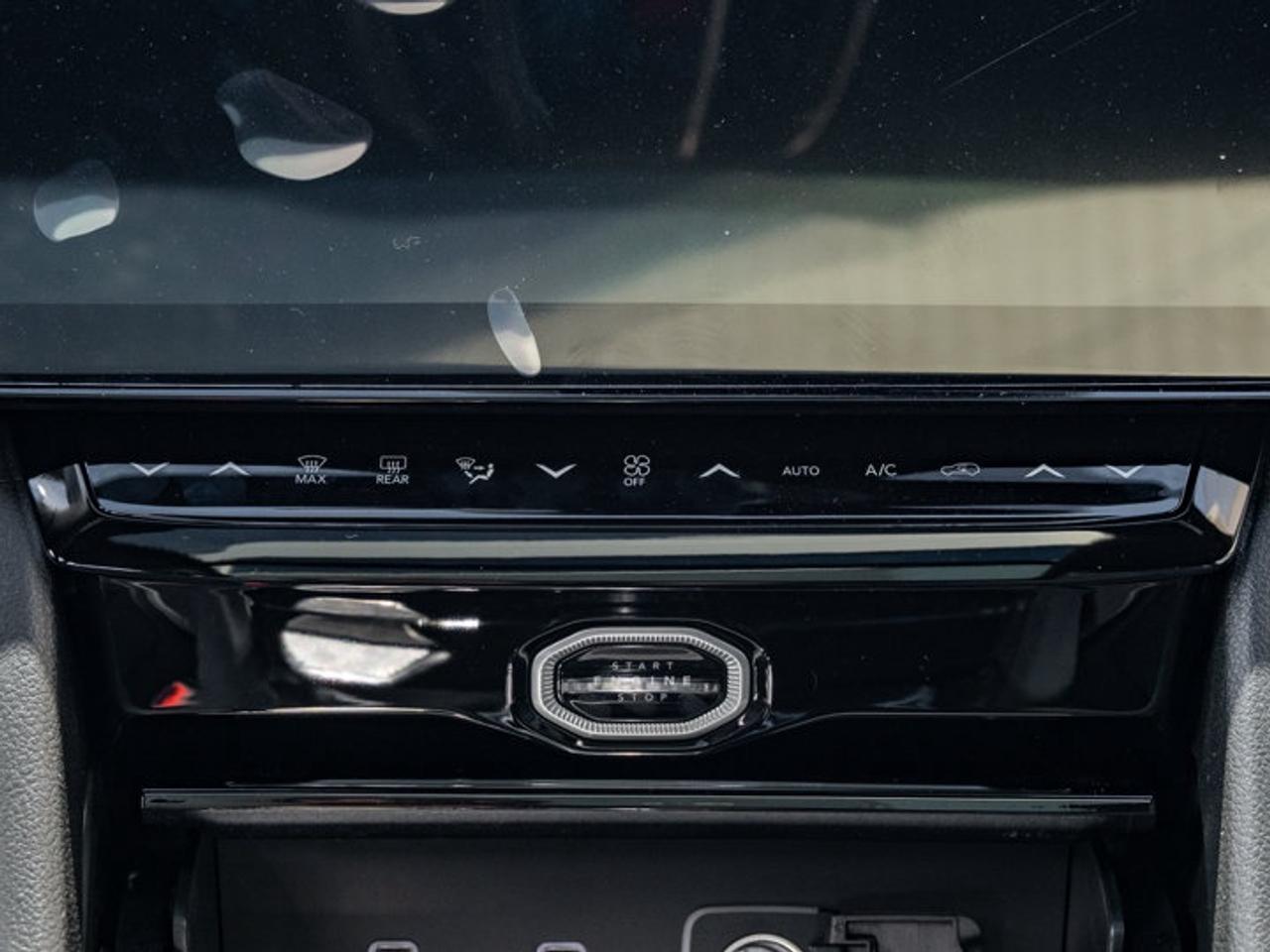 2026 Jeep Grand Cherokee L Limited Photo