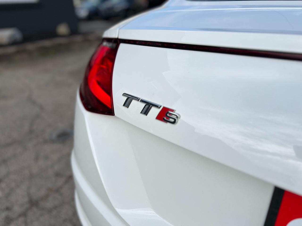 2018 Audi TTS TTS AWD NO ACCIDENTS EXTRA SET RIMS APPLE CARPLAY Photo
