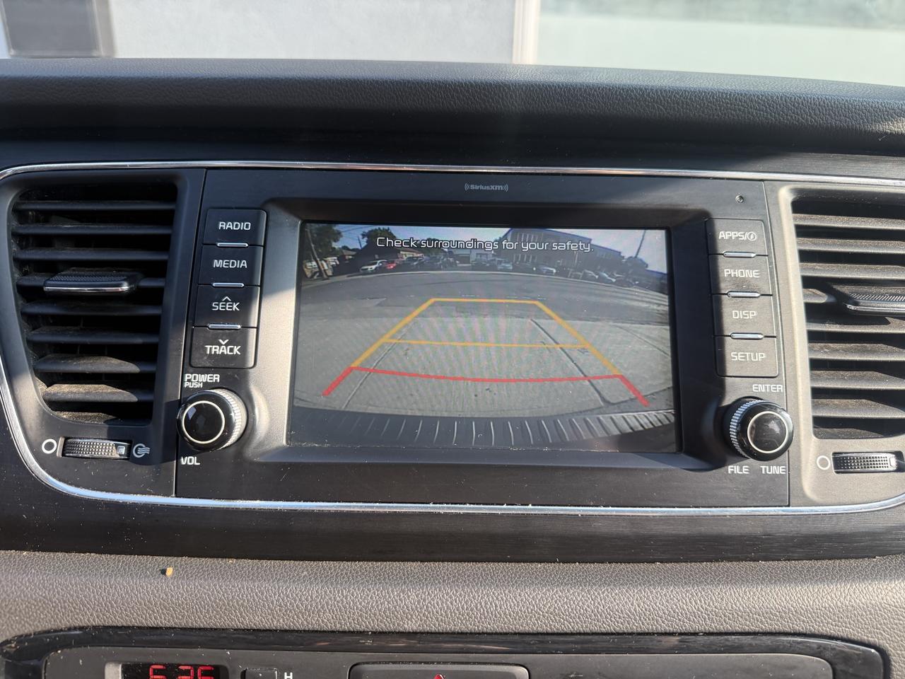 2017 Kia Sedona LX Photo