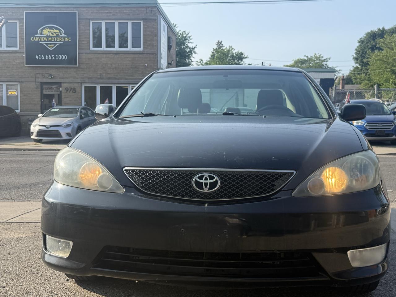 2005 Toyota Camry SE Photo
