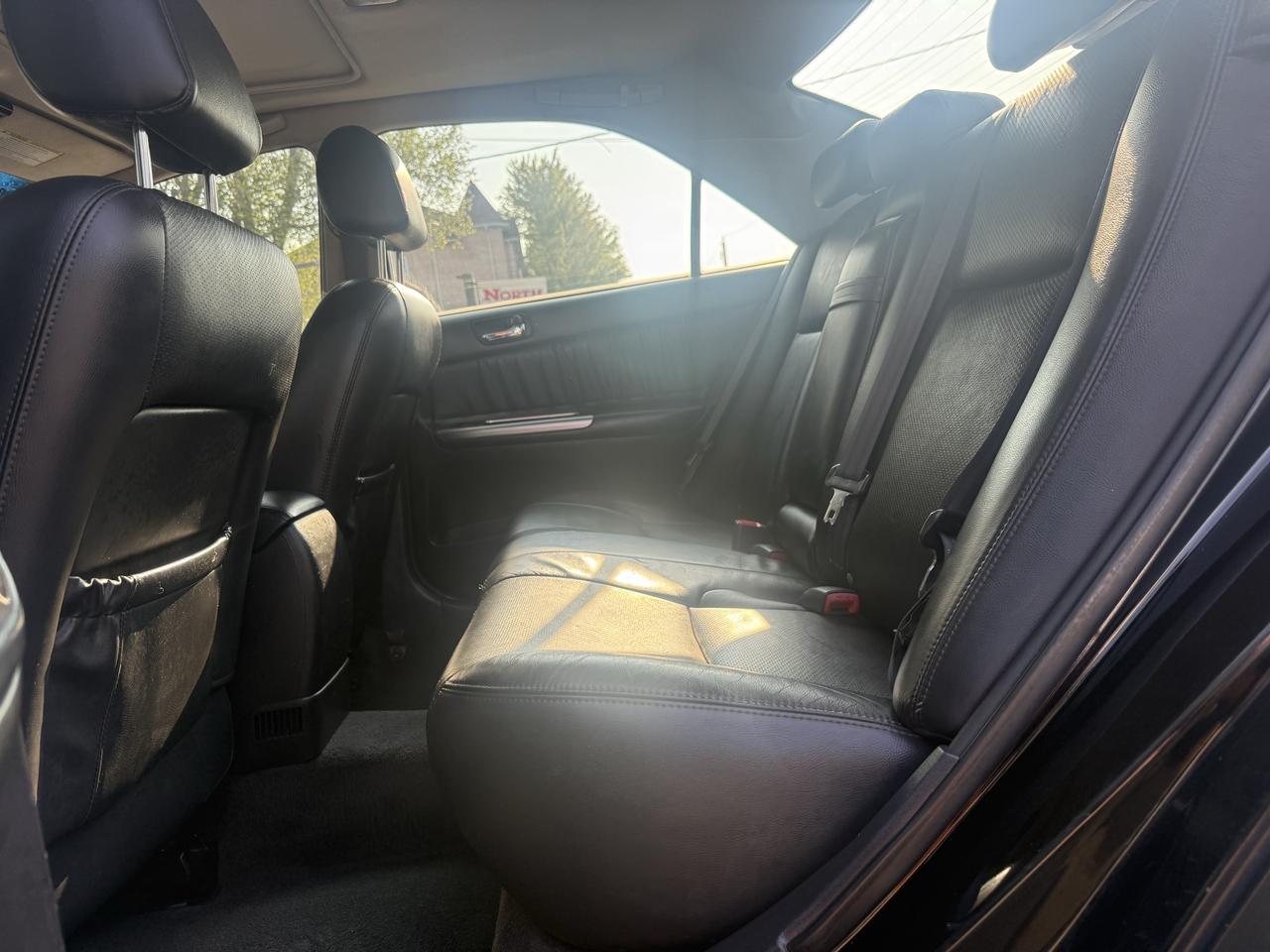 2005 Toyota Camry SE Photo