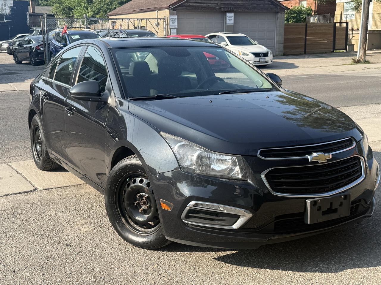 2015 Chevrolet Cruze 1LT Photo