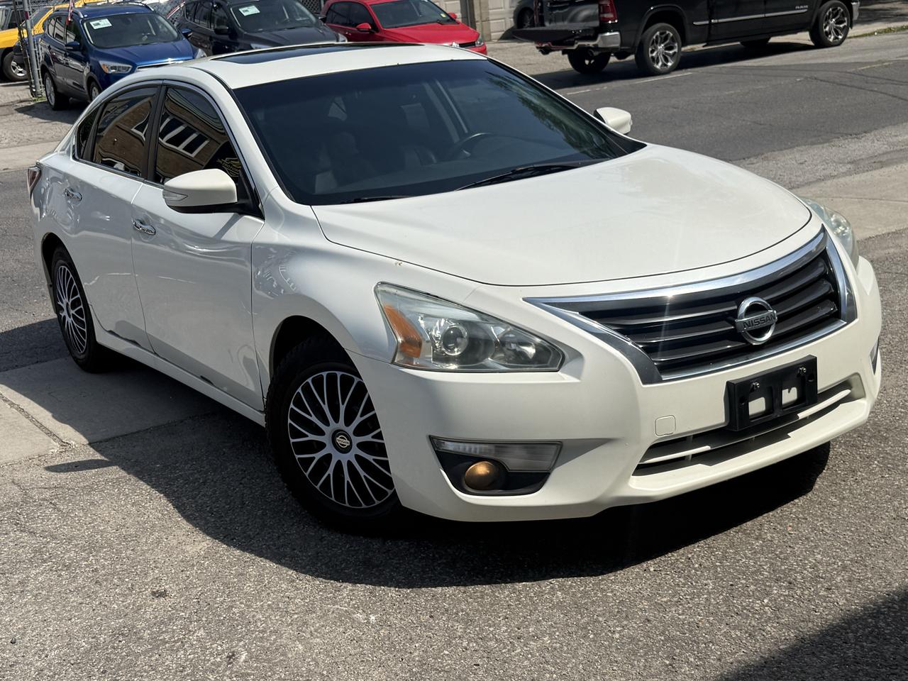 2015 Nissan Altima 2.5 S Photo
