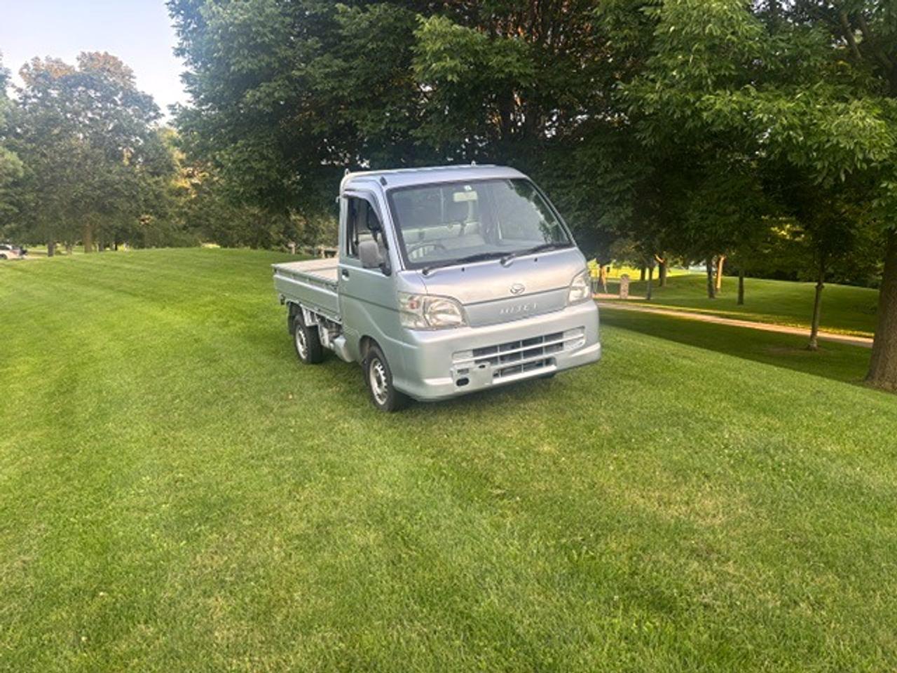 2010 Daihatsu Hijet DUMP TRUCK Photo