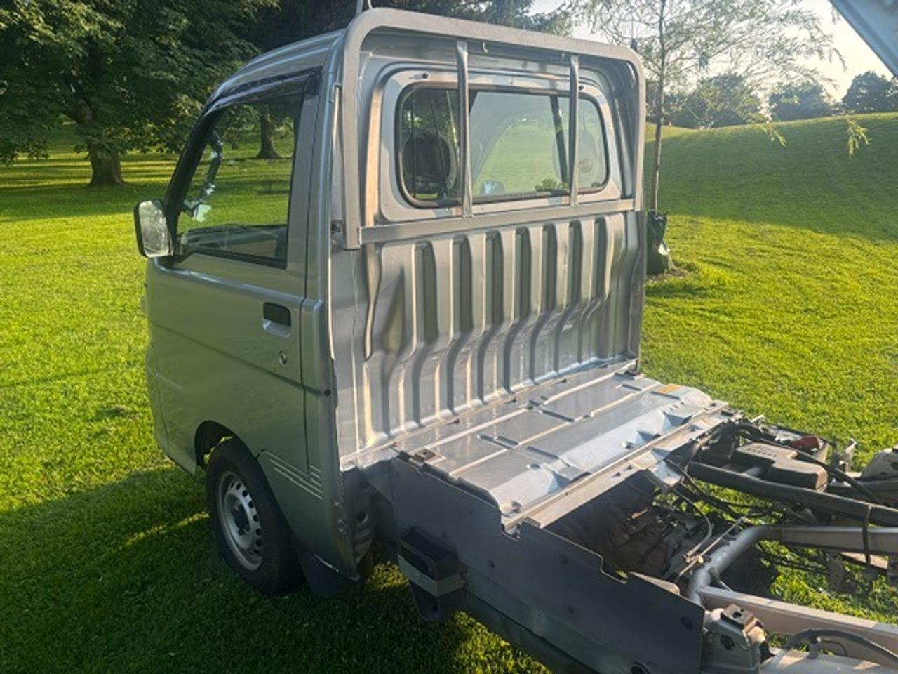 2010 Daihatsu Hijet DUMP TRUCK Photo