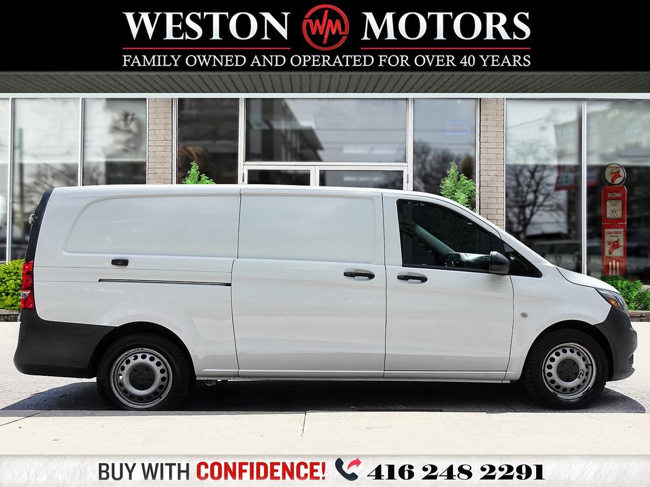2021 Mercedes-Benz Metris SHELVES Photo