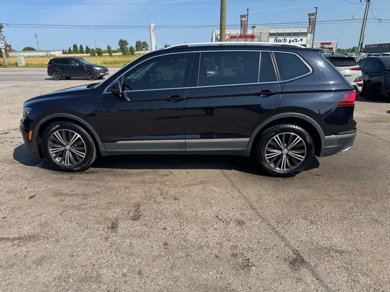 2018 Volkswagen Tiguan HIGHLINE, LEATHER, AUTO, ALLOYS, 4 CYL, CERTIFIED Photo