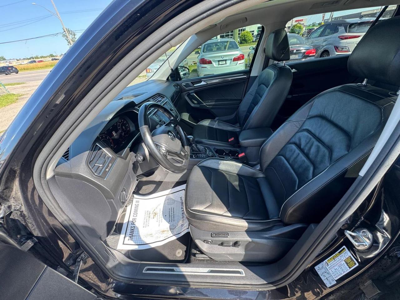 2018 Volkswagen Tiguan HIGHLINE, LEATHER, AUTO, ALLOYS, 4 CYL, CERTIFIED Photo