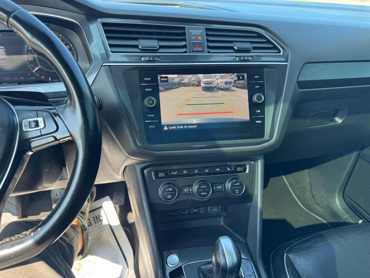 2018 Volkswagen Tiguan HIGHLINE, LEATHER, AUTO, ALLOYS, 4 CYL, CERTIFIED Photo