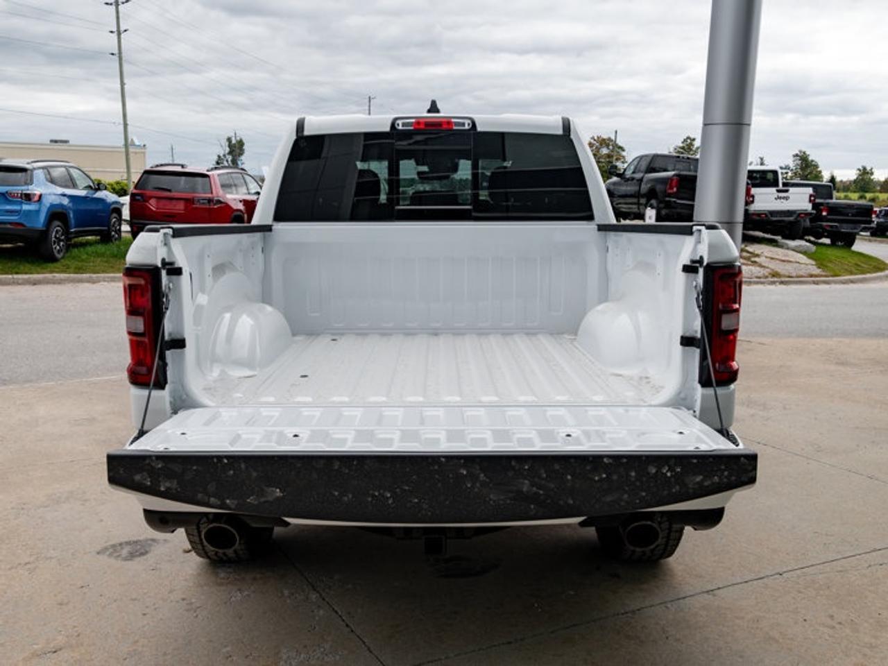2027 RAM 1500 Big Horn Photo
