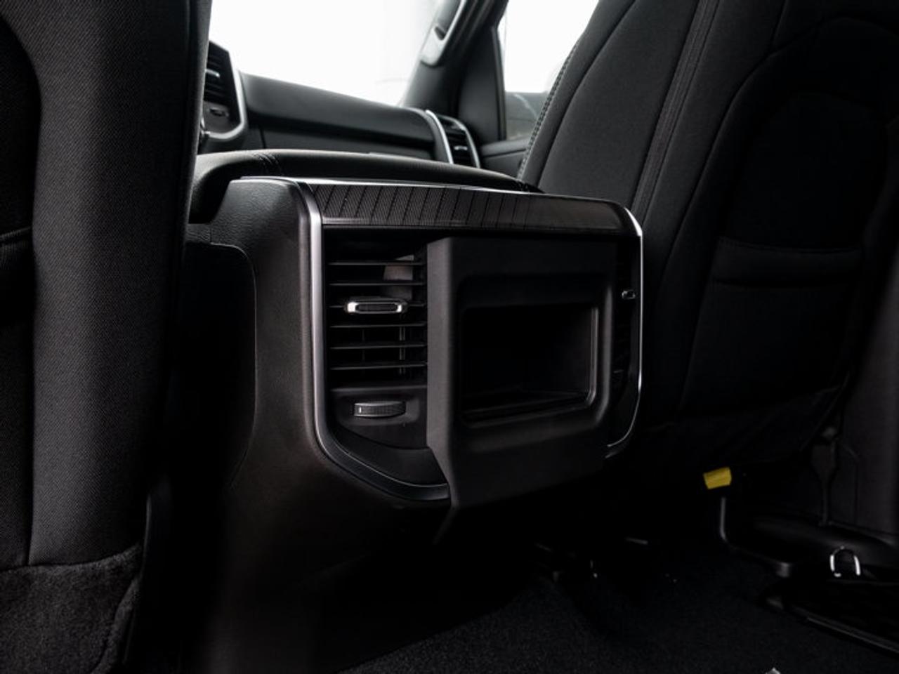 2027 RAM 1500 Big Horn Photo