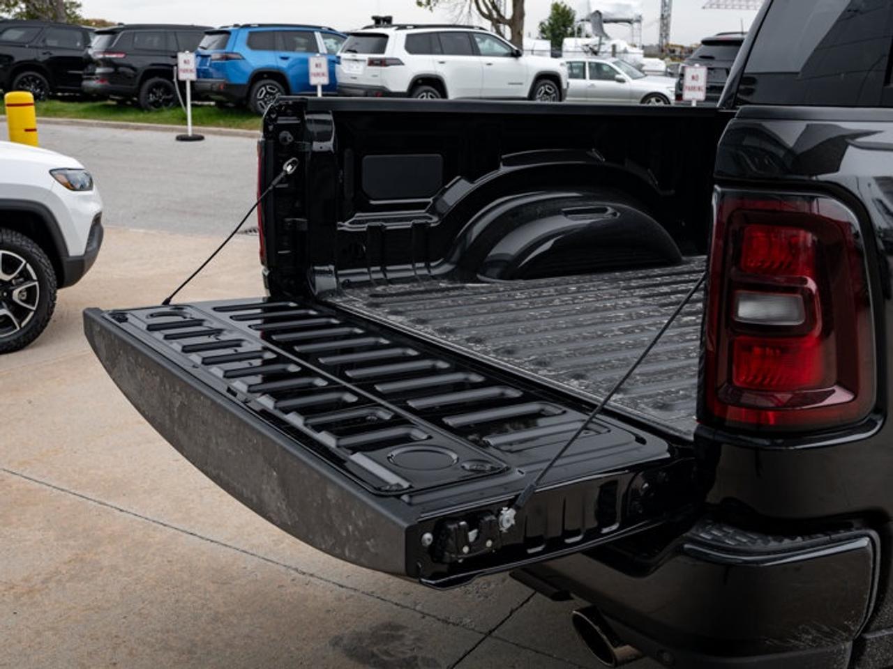 2027 RAM 1500 Big Horn Photo