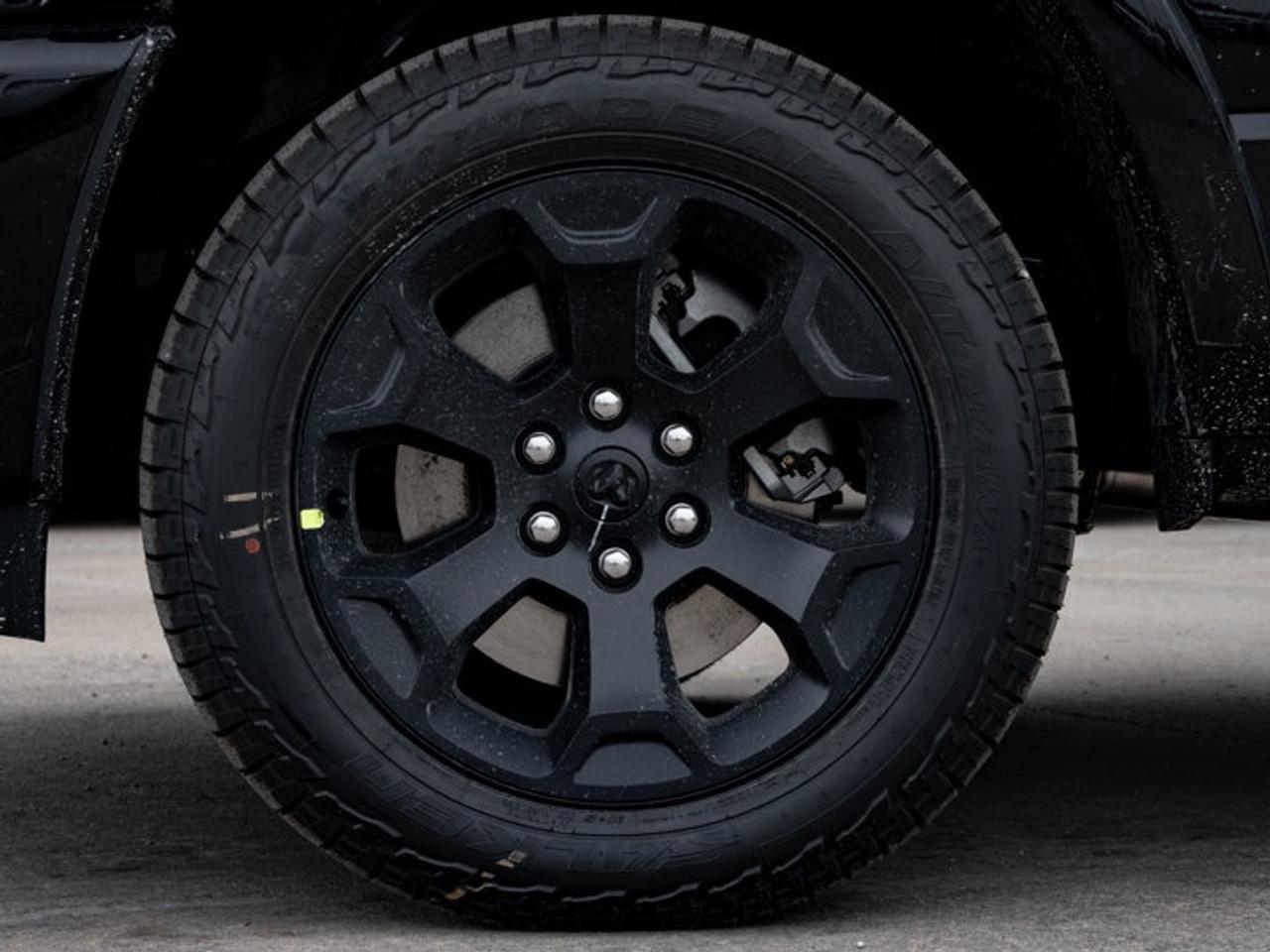 2027 RAM 1500 Big Horn Photo