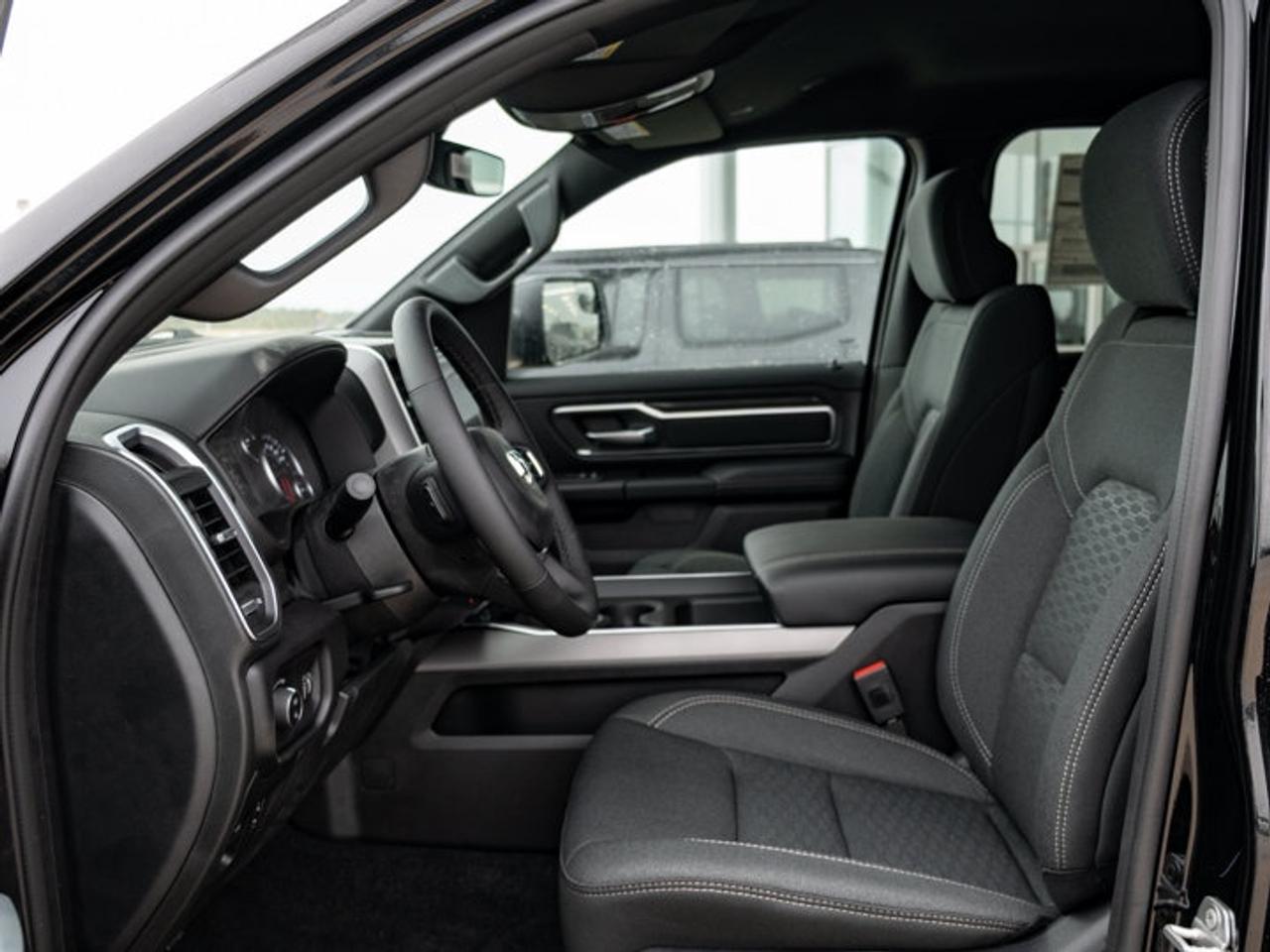 2027 RAM 1500 Big Horn Photo