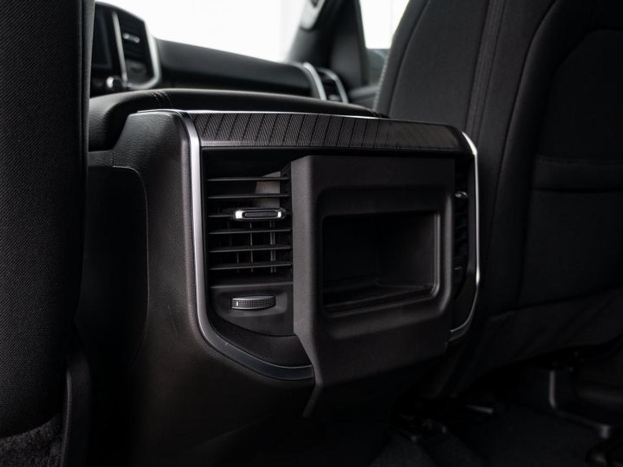 2027 RAM 1500 Big Horn Photo