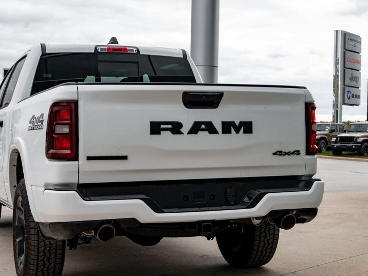 2027 RAM 1500 Big Horn Photo