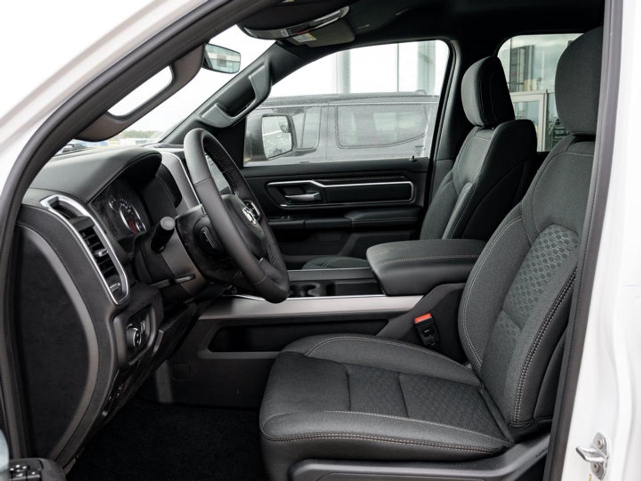 2027 RAM 1500 Big Horn Photo