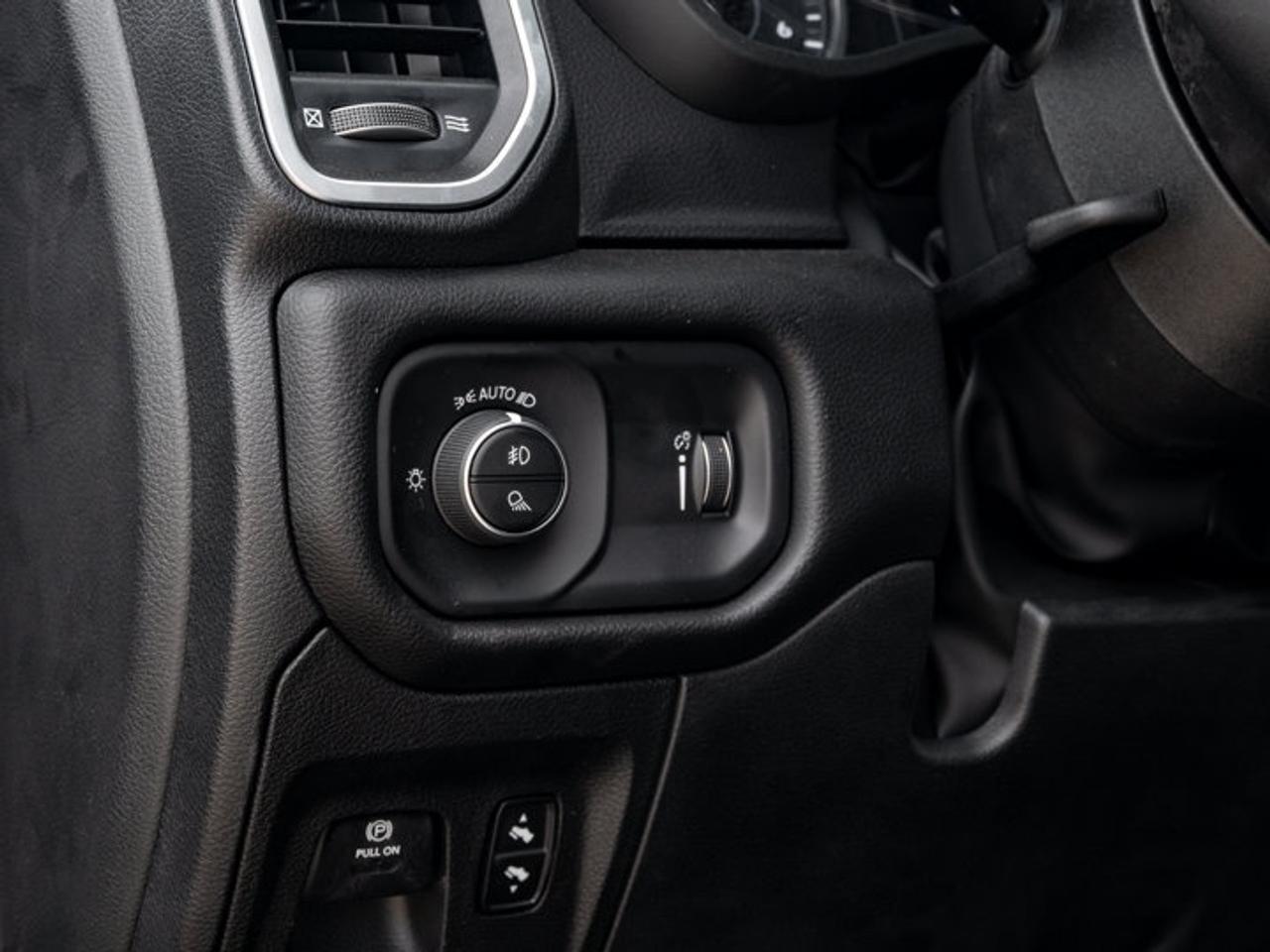 2027 RAM 1500 Big Horn Photo