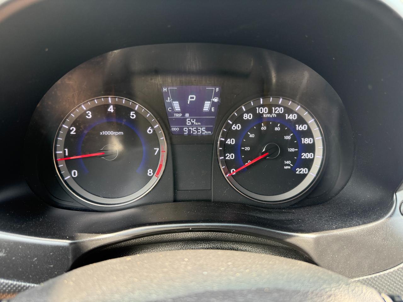 2013 Hyundai Accent 5DR HB AUTO,LOW MILEAGE,NO ACCIDENTS,CERTIFIED !! Photo