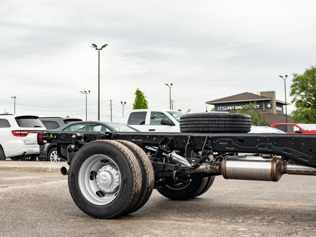 2027 RAM 5500 Chassis Tradesman Photo