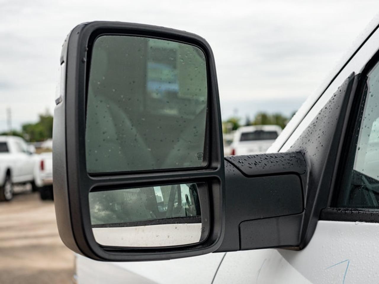 2027 RAM 5500 Chassis Tradesman Photo