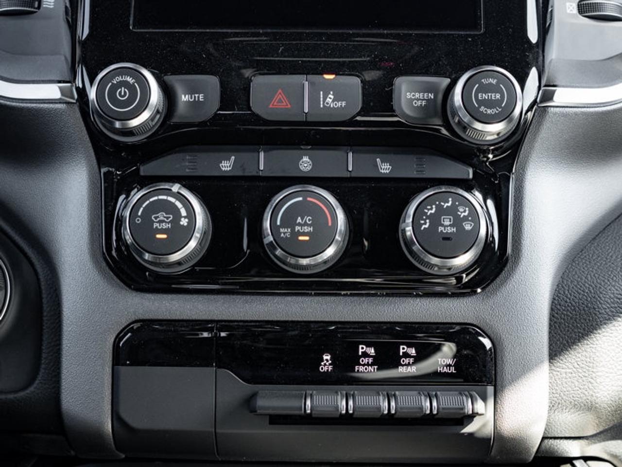 2027 RAM 1500 Big Horn Photo