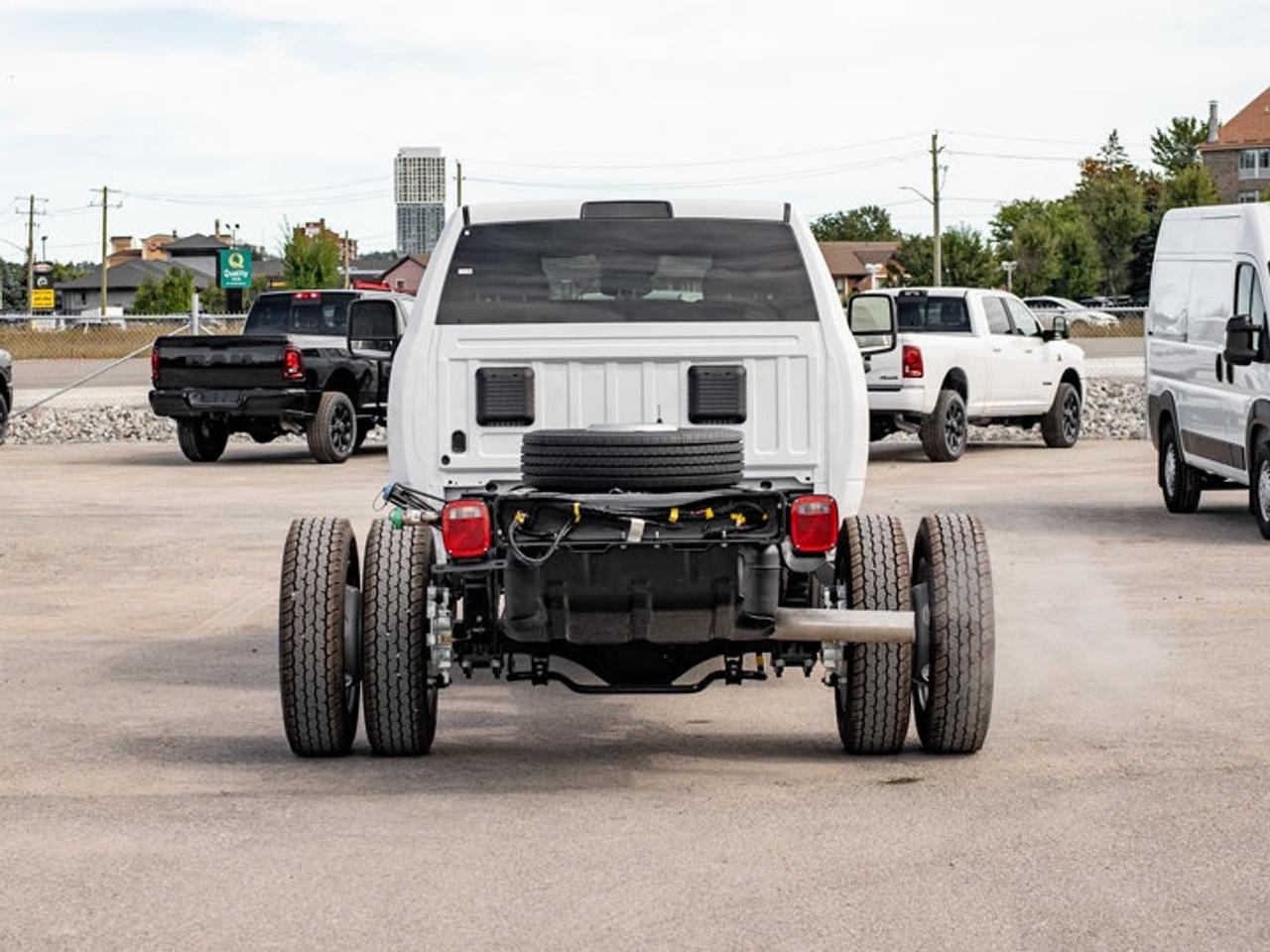2027 RAM 5500 Chassis Tradesman Photo