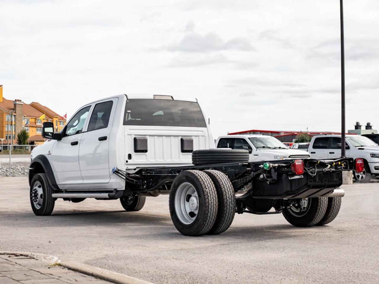 2027 RAM 5500 Chassis Tradesman Photo