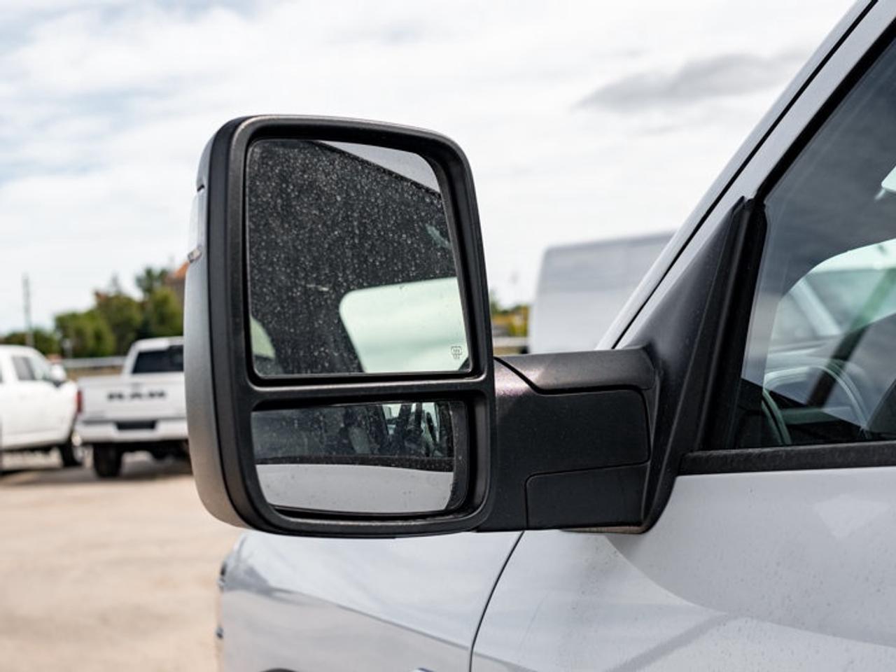 2027 RAM 5500 Chassis Tradesman Photo