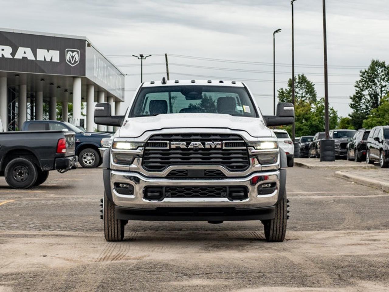 2027 RAM 5500 Chassis Tradesman Photo