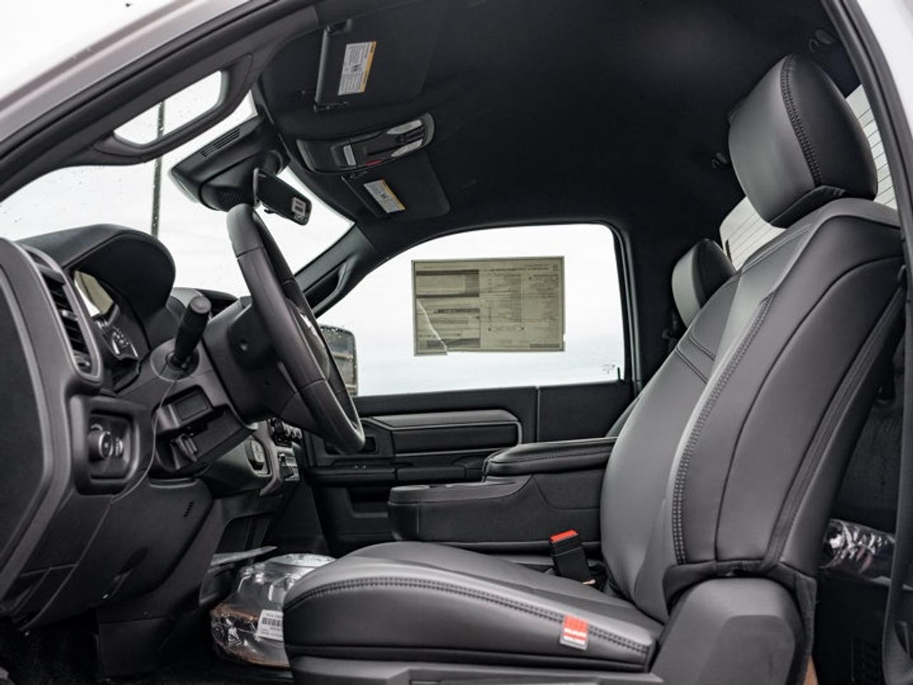 2027 RAM 5500 Chassis Tradesman Photo