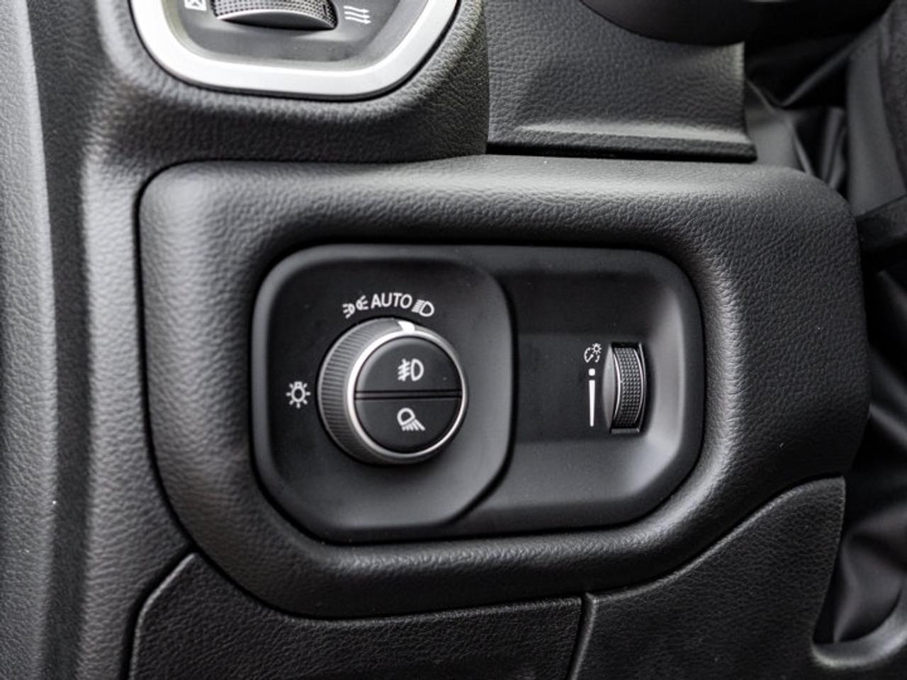 2027 RAM 1500 Big Horn Photo