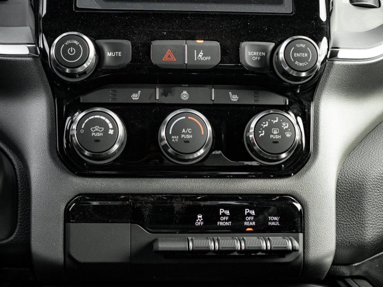 2027 RAM 1500 Big Horn Photo