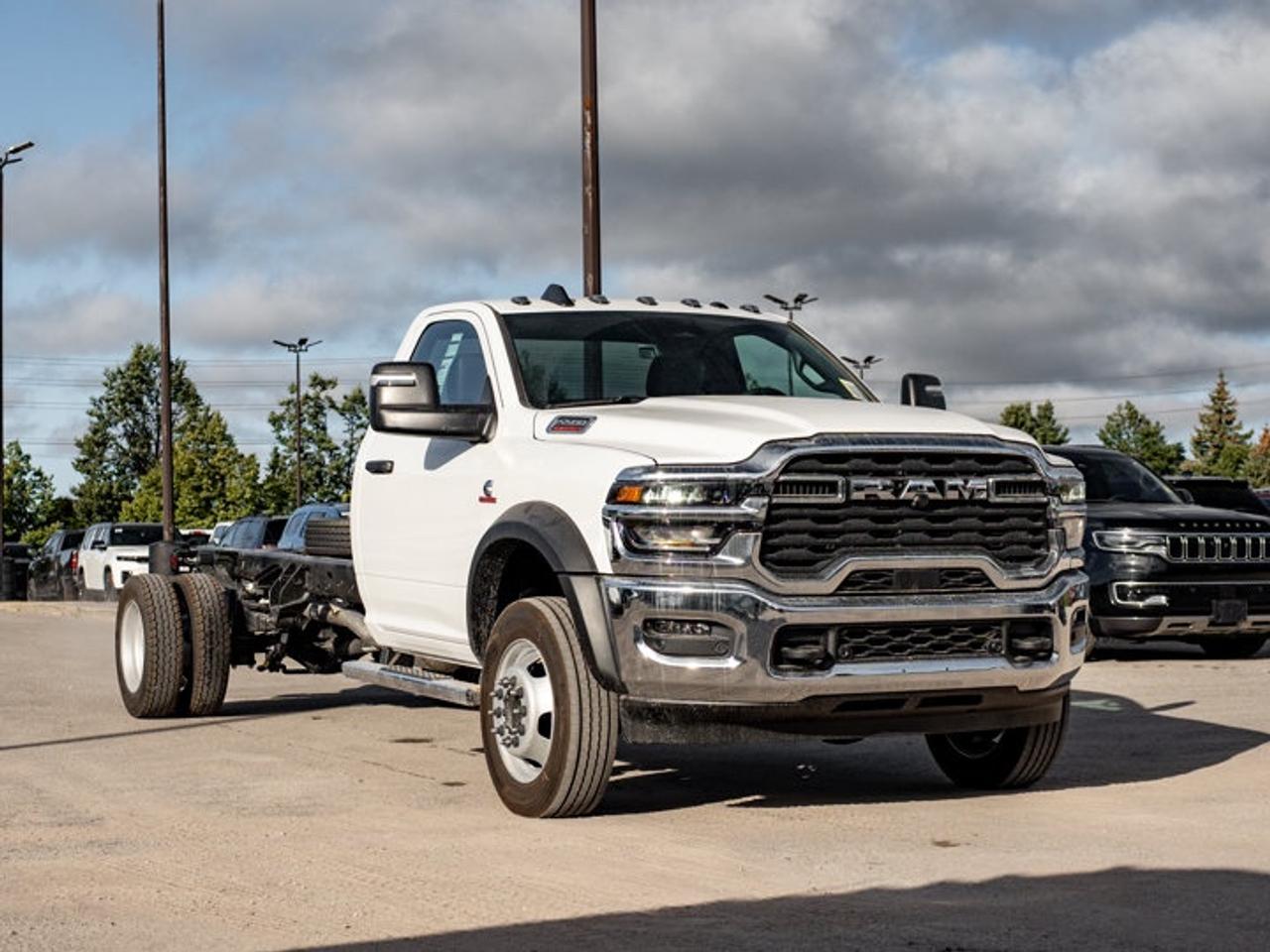 2027 RAM 5500 Chassis Tradesman Photo