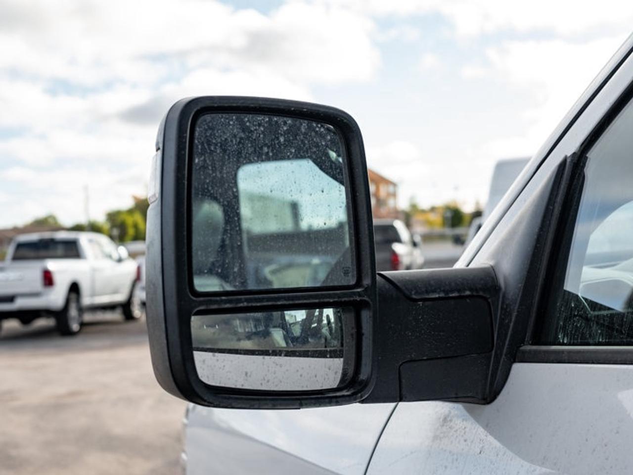 2027 RAM 5500 Chassis Tradesman Photo