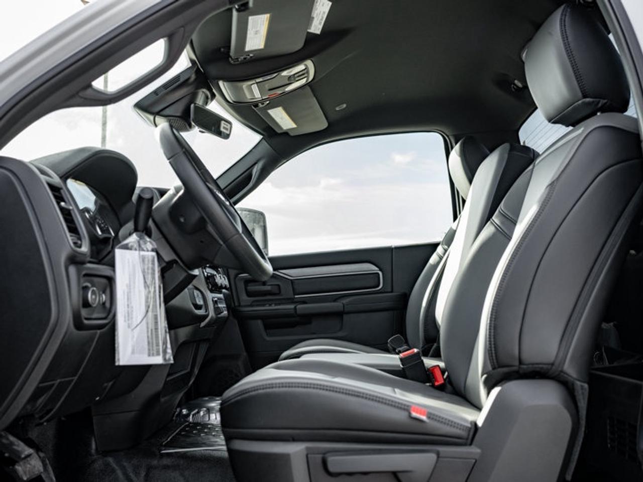 2027 RAM 5500 Chassis Tradesman Photo