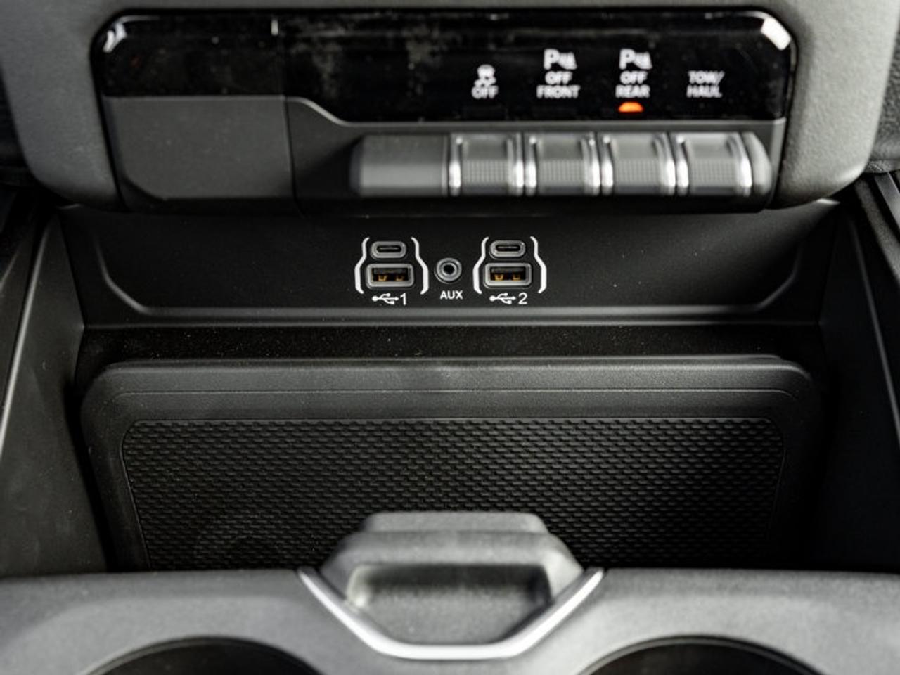 2027 RAM 1500 Big Horn Photo
