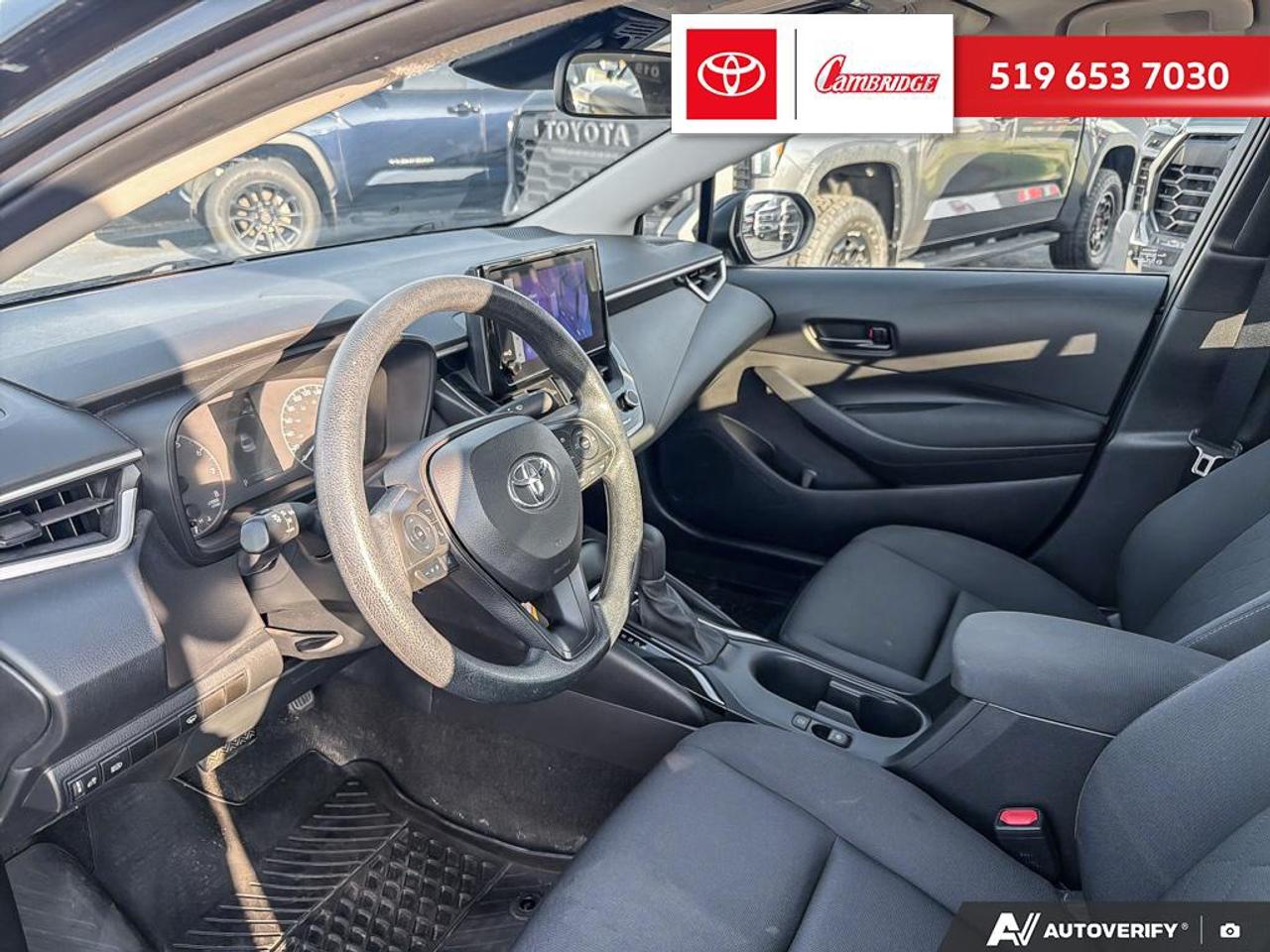 2023 Toyota Corolla LE Photo