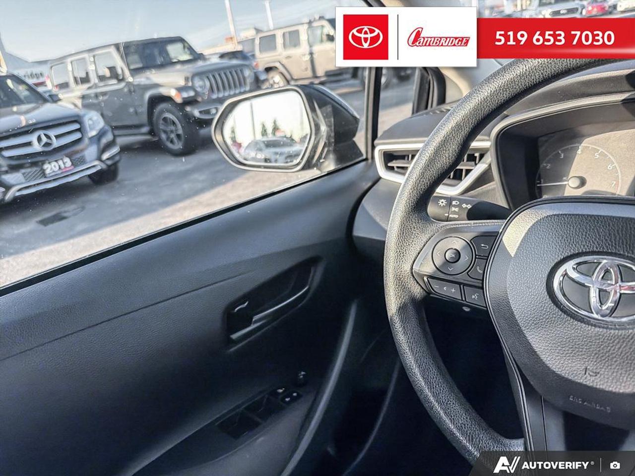 2023 Toyota Corolla LE Photo