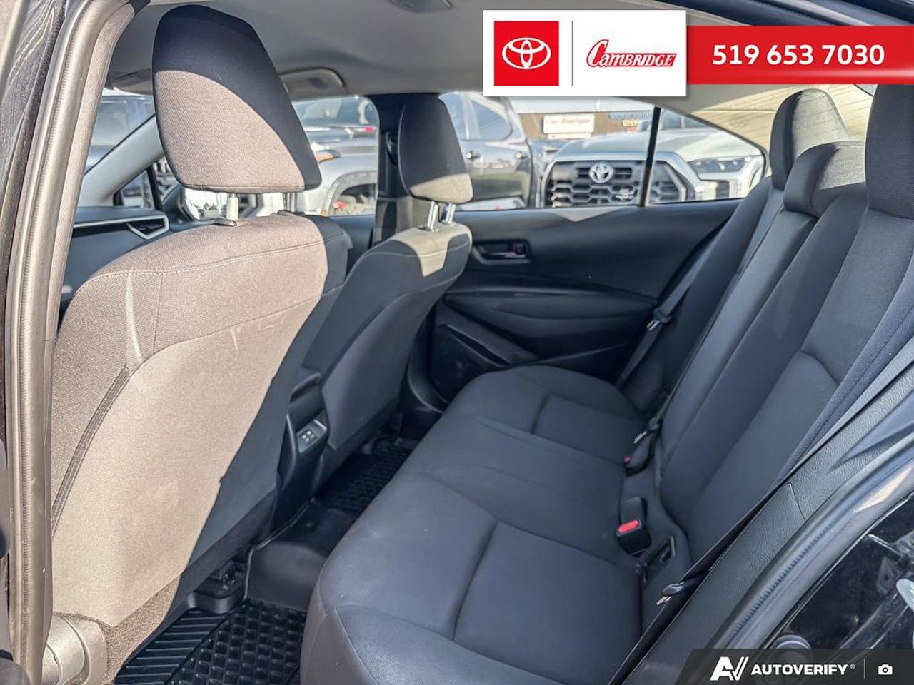 2023 Toyota Corolla LE Photo