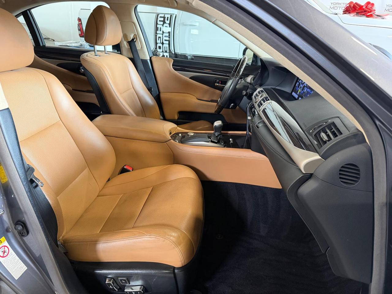 2014 Lexus LS 460 V8 AWD |MARK LEVINSON SOUND | SUNROOF | BSM|LOADED Photo