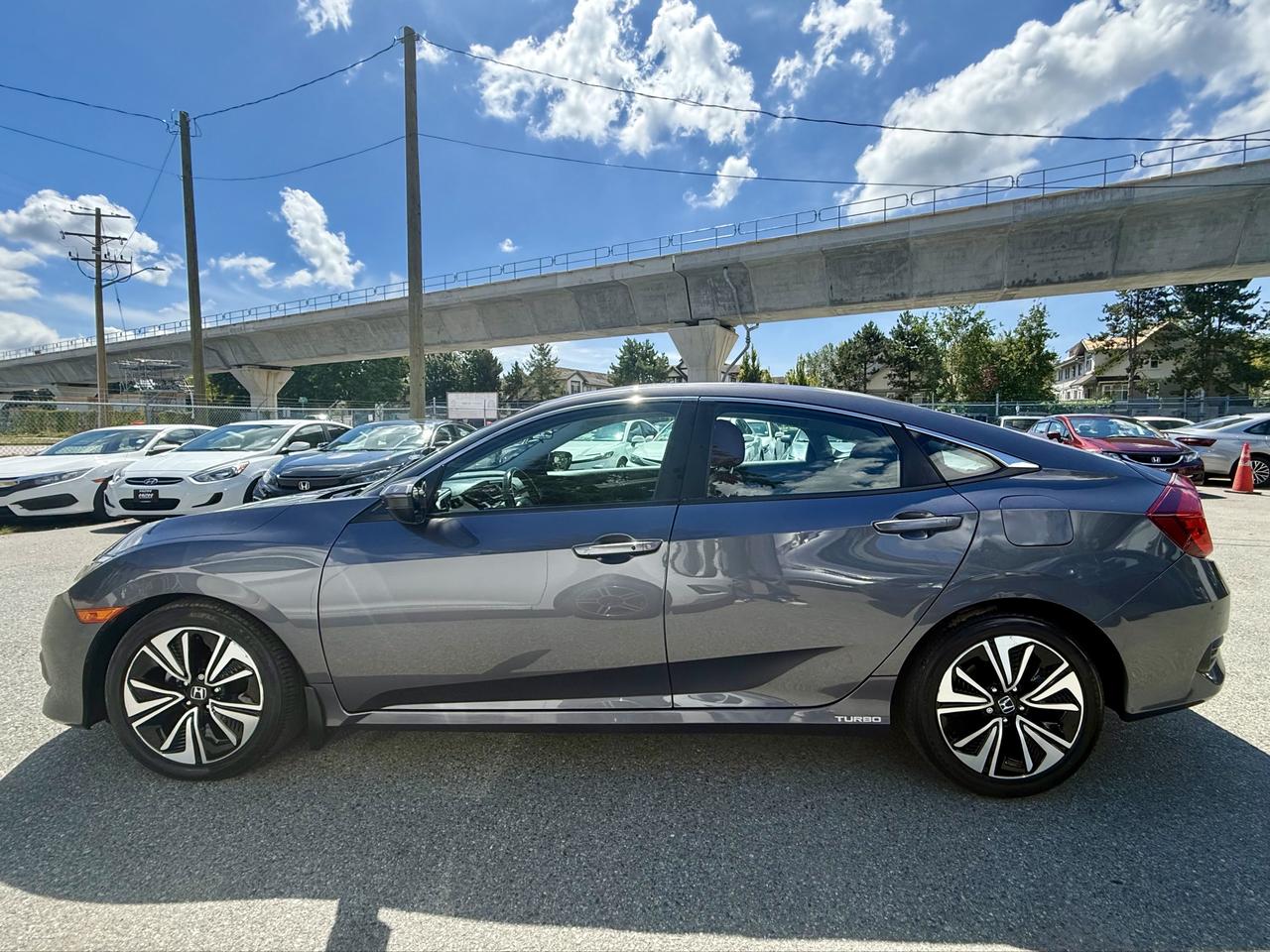 2017 Honda Civic FINANCING AVAILABLE Photo8