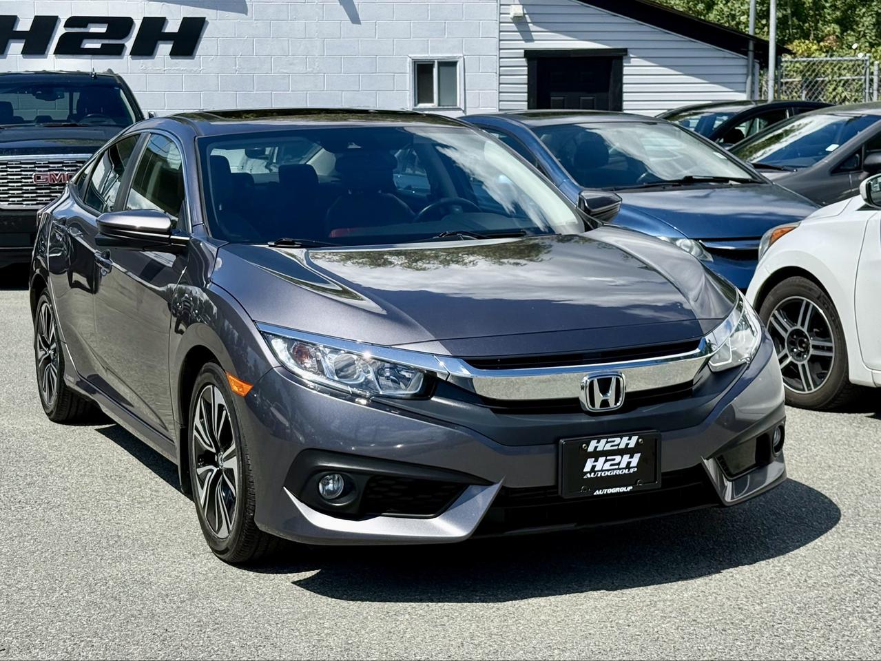 2017 Honda Civic FINANCING AVAILABLE Photo3