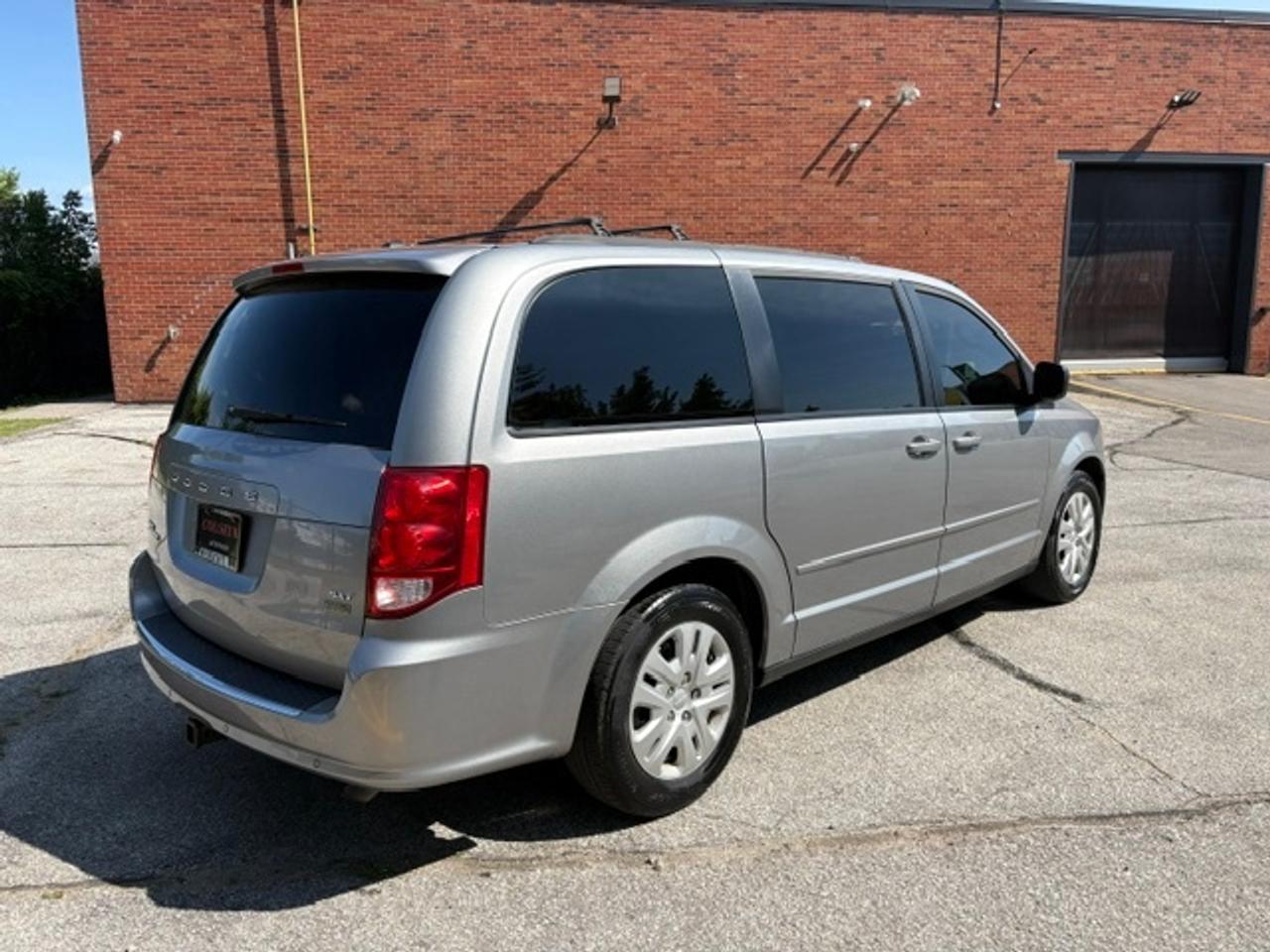 2016 Dodge Grand Caravan SXT ONLY 82KM-FULL STOW N GO-TOW PKG-1 OWNER Photo