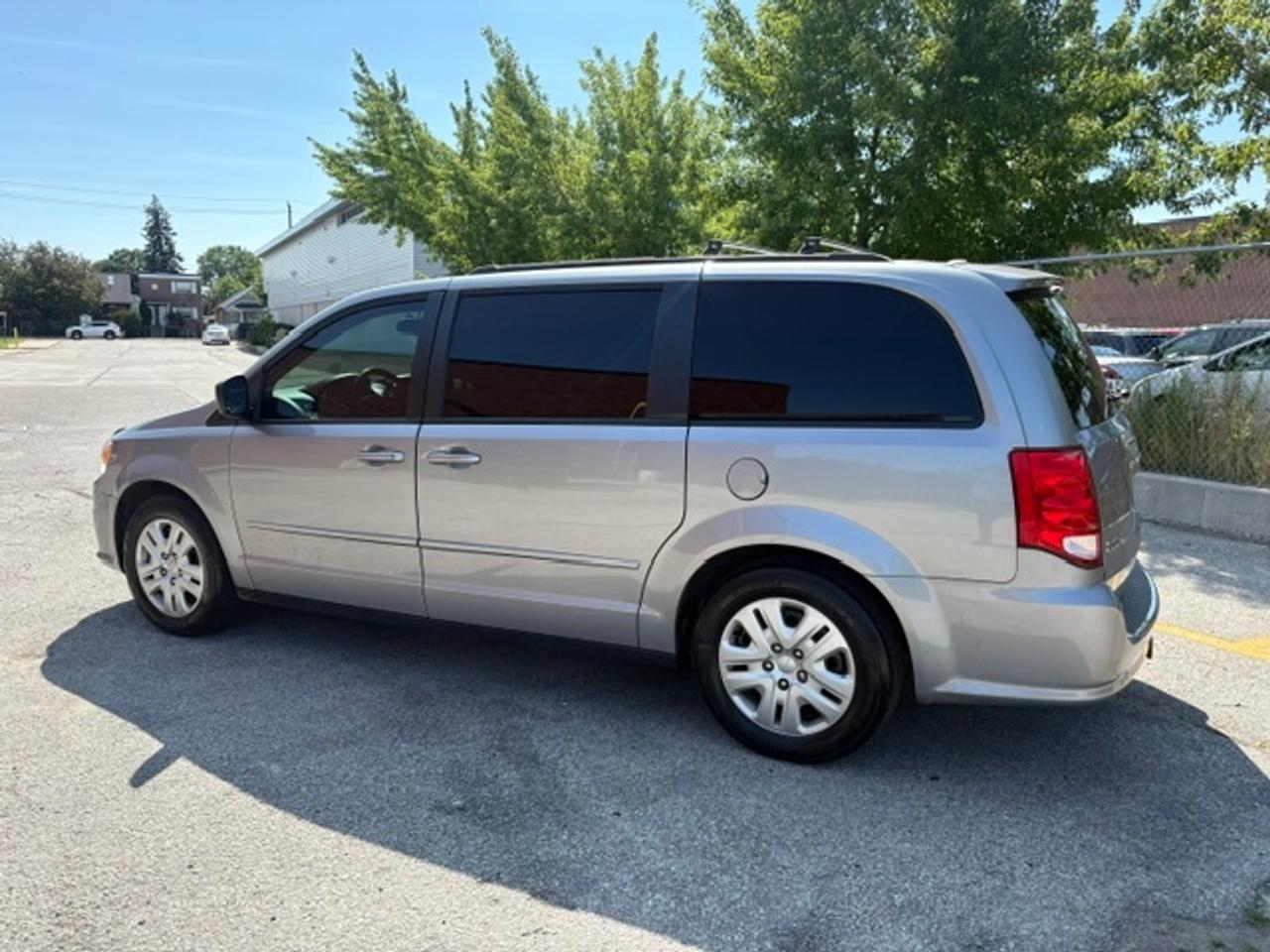 2016 Dodge Grand Caravan SXT ONLY 82KM-FULL STOW N GO-TOW PKG-1 OWNER Photo